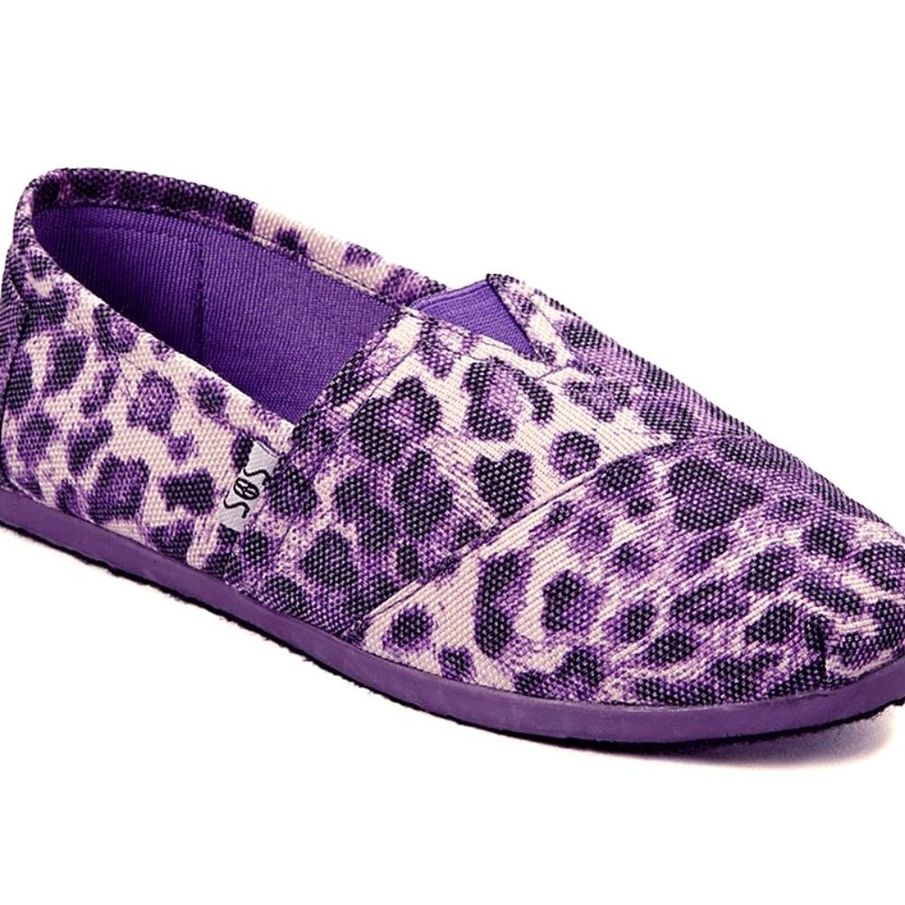NIB Reminisce  PURPLE LEOPARD slip on size 7